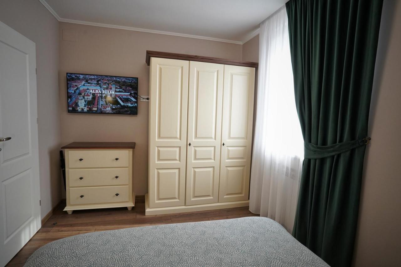 Apartamentul Cetatii Алба-Юлія Екстер'єр фото